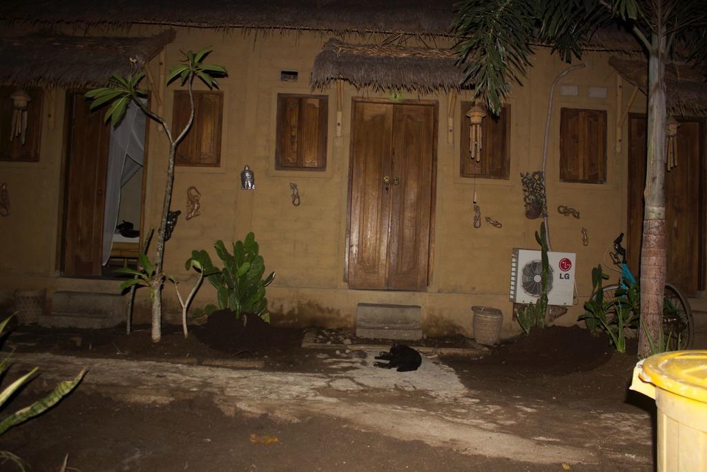 Baleku Homestay Trawangan Gili Trawangan Exteriör bild